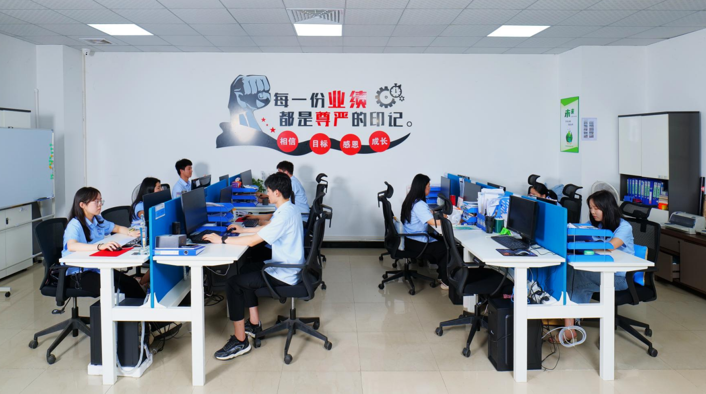 Choosing the Right Lifting Table Desk: A Guide to Ergonomic Efficiency